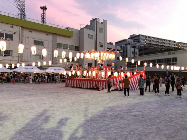 盆踊り（Bon odori）